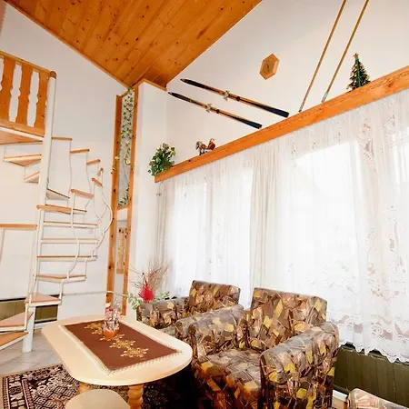 Ferienhaus Palyongov